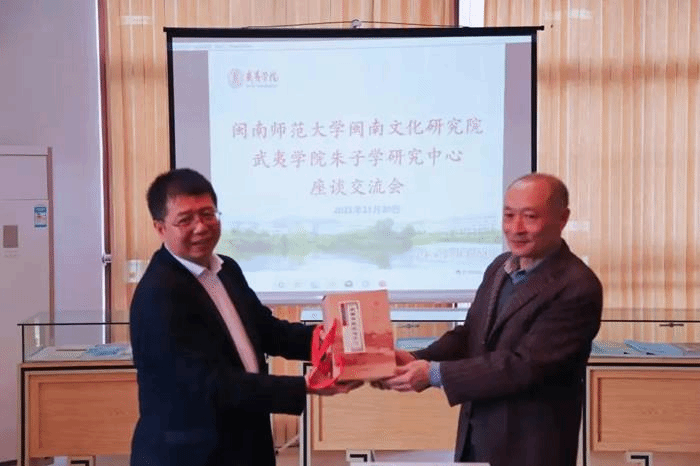 说明: http://10.128.3.106:8080/_vsl/7797386989A661569537123408FBA4C3/97CB8E58/10C06